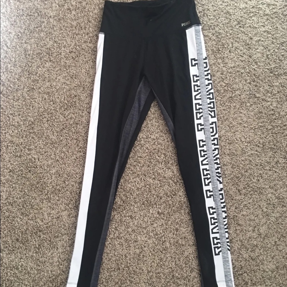 PINK Ultimate Leggings